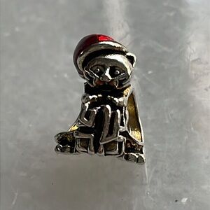 925 sterling silver holiday Christmas charm cat with gift present hat